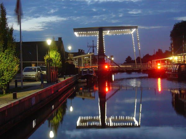 echtenerbrug bei nacht.JPG