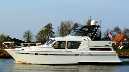 Motorboot Carla van Yachts4U Yachtcharter