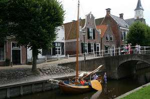 Het stadje Sloten in Friesland met haar grachten en sloten
