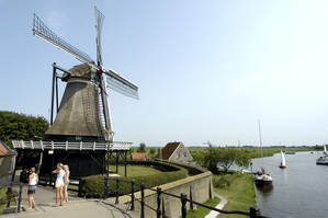 Markante molen in Sloten