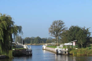 yachts4u-yachtcharter-reisverslag-een-ervaring-Via-de-Joustersluis-naar-Joure.jpg