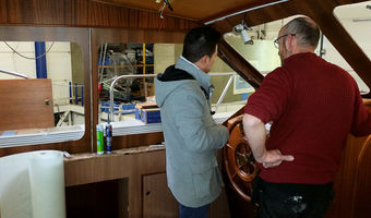 Afstemming over de renovatie van een van de  jachten
