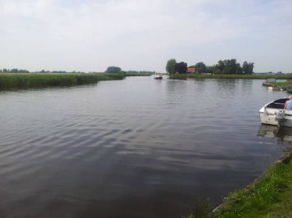 Dit keer geen regen en geen wind, maar werden we door de zon bemind