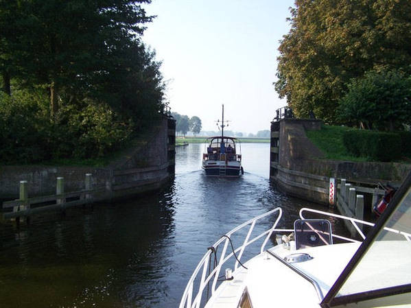 Wat wil een mens nog meer? Luxe schip, ieder z'n eigen douche!