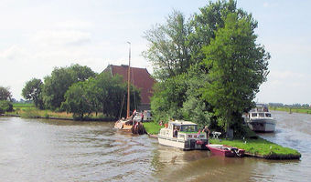 Een jacht huren en vertrekken vanuit omgeving Lemmer