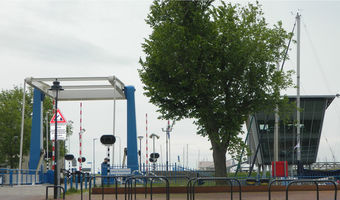 Stavoren brugwachters huisje rechts