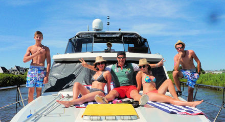 Een boot huren zonder vaarbewijs.jpg Een boot huren zonder vaarbewijs.jpg