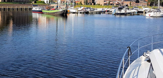 Ein Boot mieten ohne Führerschein in Holland.jpg
