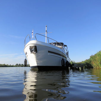 Huur zo'n boot vaarbewijsvrij