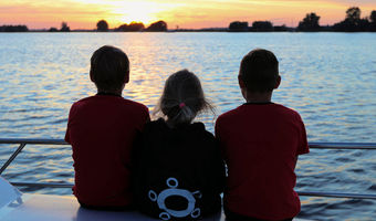 Verras de kids met een vaarrvakantie: een avontuur!