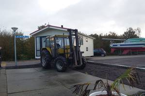 Professioneel voorzichtig zijn de medewerkers van Klomp transport