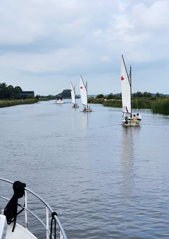 Zeilbootjes vlakbij vinden we altijd spannend