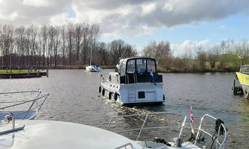 De Novia 1e boot vertrekt op 24 maart 2023 vanuit Heerenveen.jpg